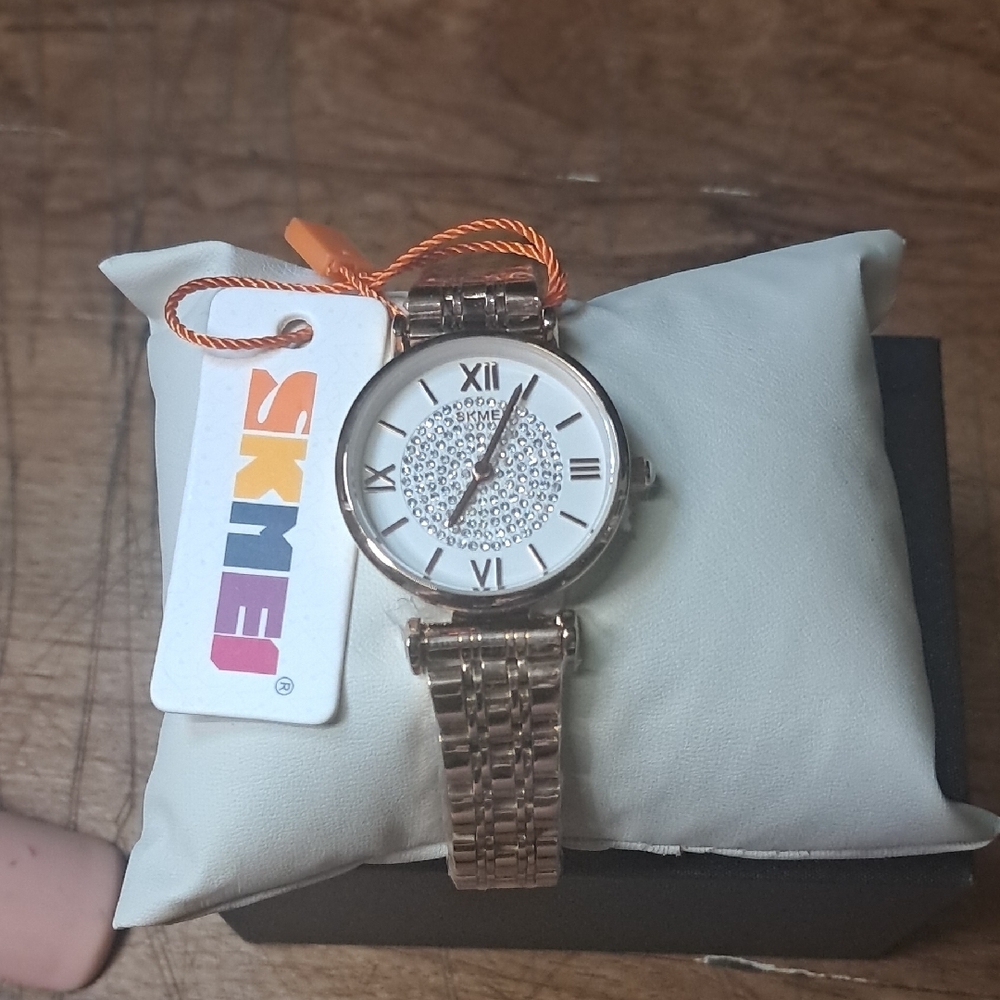 SKMEI Rose Gold Watch
